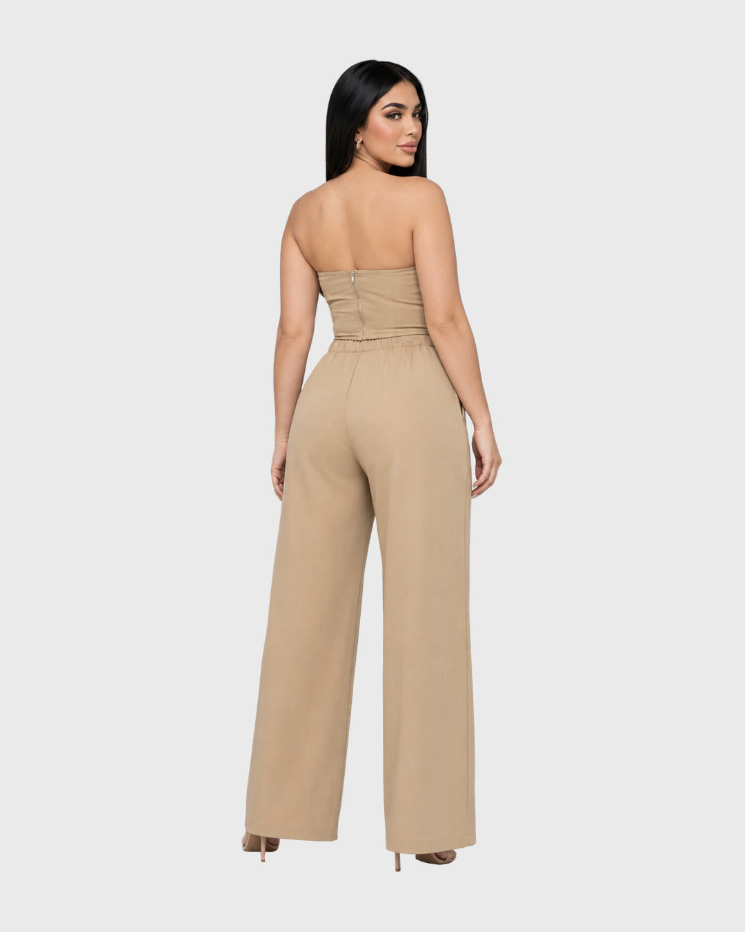 MONOCHROME STATEMENT MATCHING SET - vista posterior